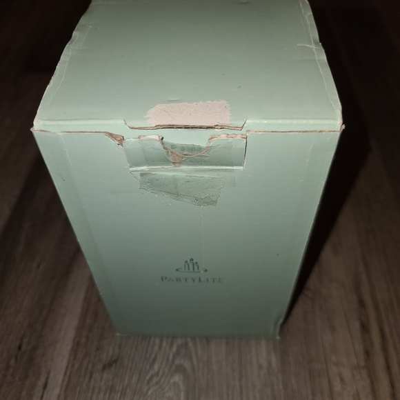 NIB PartyLite Quad Prisim Pedestal 7" - Picture 7 of 7